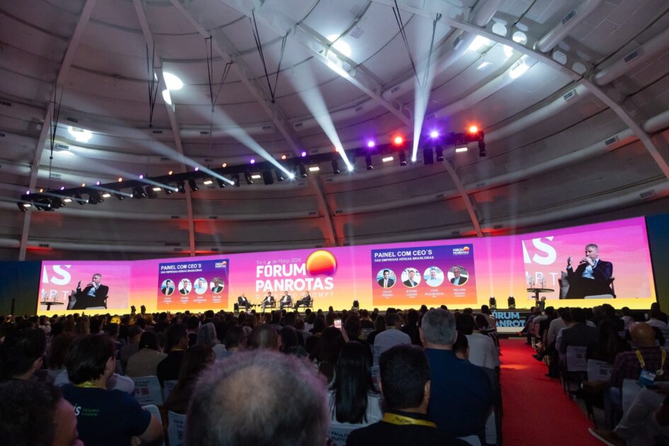 Imagem do Forum Panrotas 2025promovido pelo grupo R1